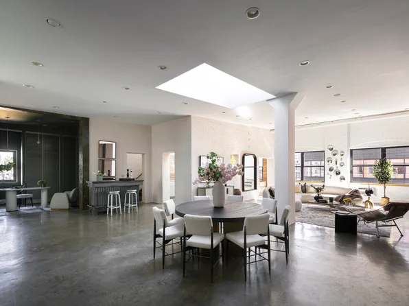 525 West 22nd Street PHD image 2 of 16