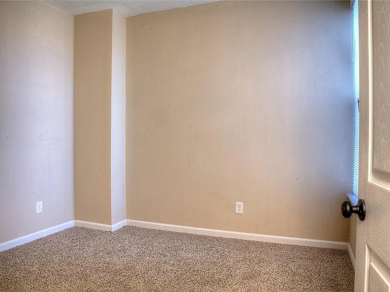 3859 Folsom Ave — Photo 8