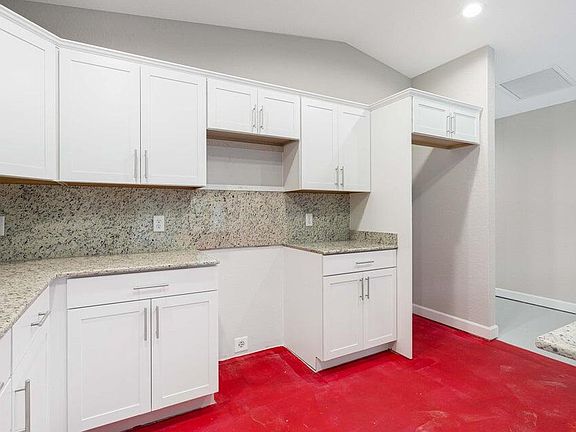 5th image of 6728 Spanish Lake Boulevard