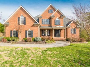 9606 Valley Woods Ln, Knoxville, TN 37922