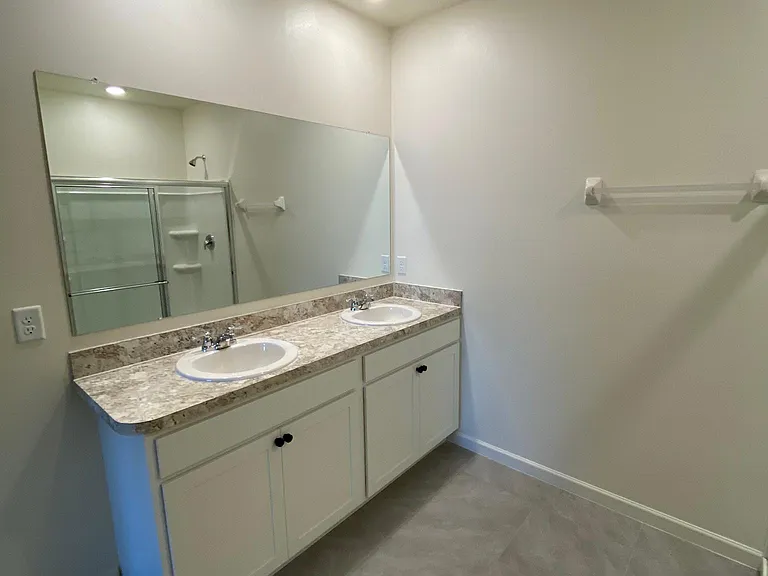 822 Remington Green Dr SE — Photo 42