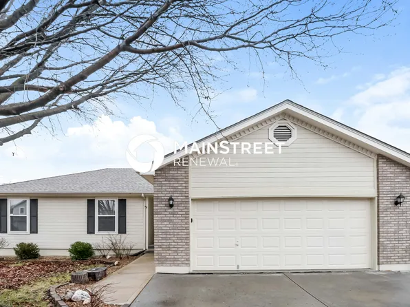 801 Pine Crest Ave, Kearney, MO 64060