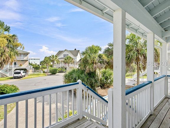 3rd image of 8 Windjammer Ln