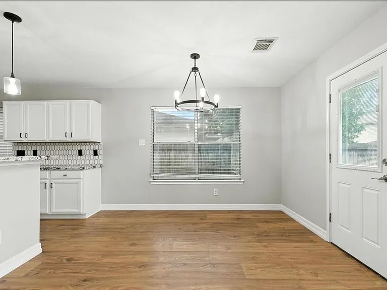 4127 Great Forest Ct — Photo 10