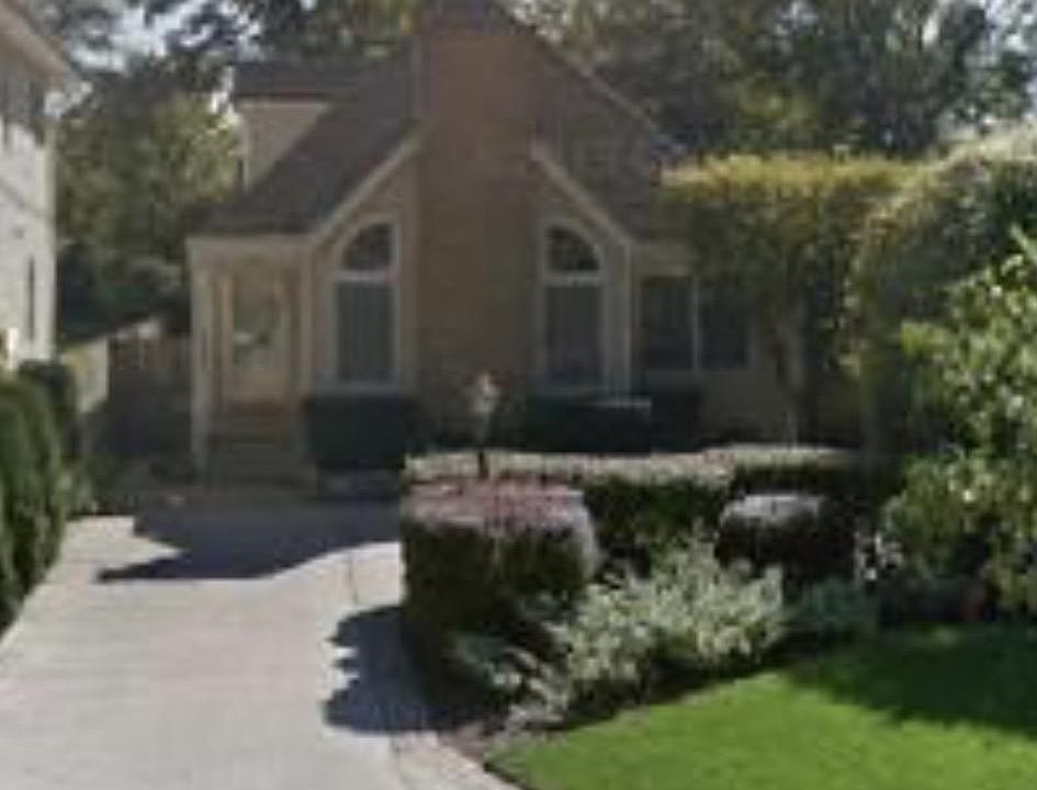 1st image of 370 Temple Ave