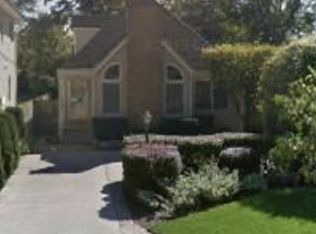 370 Temple Ave, Highland Park, IL 60035