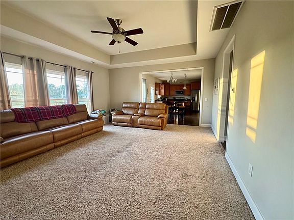 3rd image of 226 Bartlett Rd