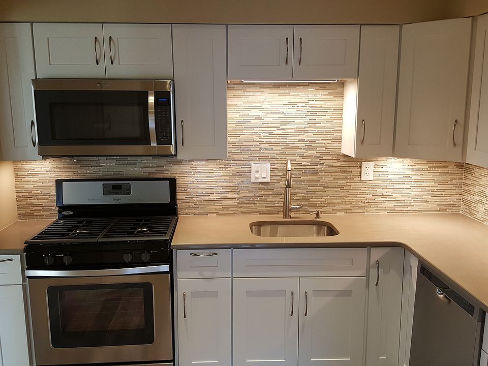 1st image of 10 Obert Ct