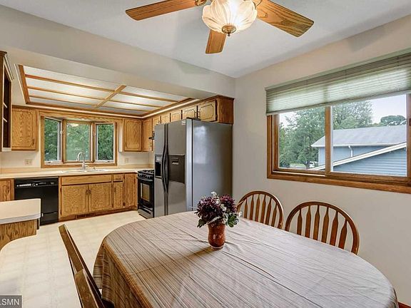 5th image of 8015 Fairfield Cir