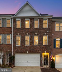 8378 Old Vicarage St, Lorton, VA, 22079