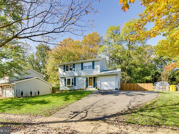 2nd image of 1518 Wampanoag Dr