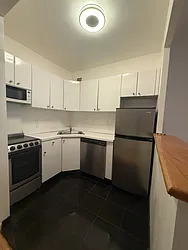 117 West 58th Street #8D image 1 of 8