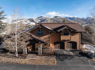 6 Coyote Ct, Sun Valley, ID 83353