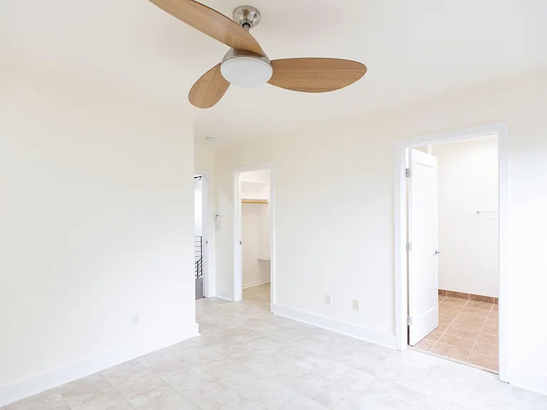 1300 W 5th St #1009 — Photo 8