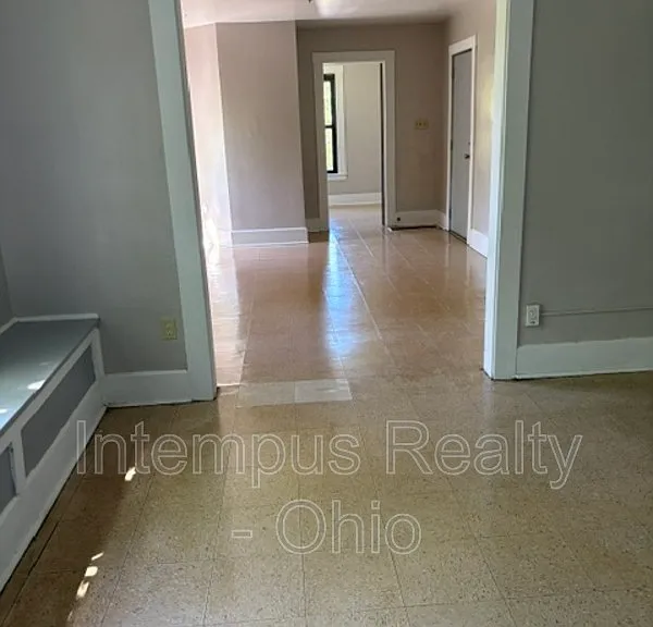 539 Falls Ave #3 — Photo 8