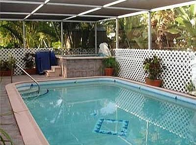 Pool/Jacuzzi