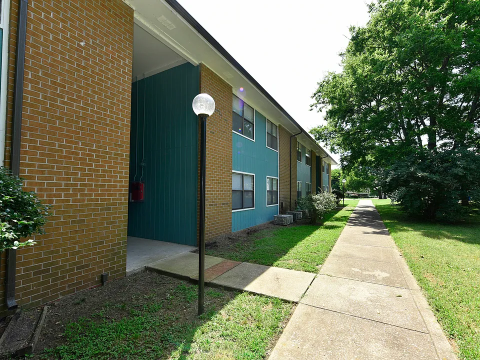 324 Croley Ct #324