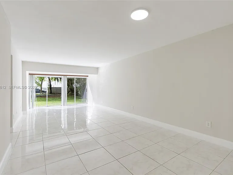 9180 Fontainebleau Blvd #103 — Photo 2
