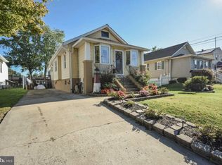 18 Valley Rd, Mount Ephraim, NJ 08059