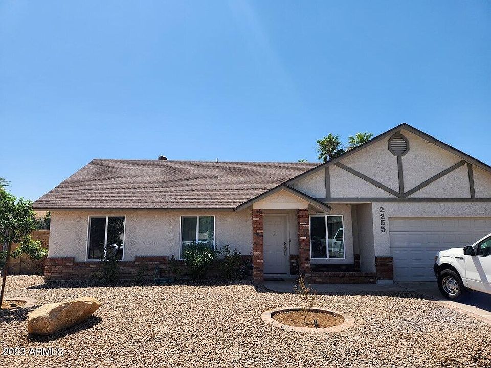 1st image of 2255 E CATALINA Avenue