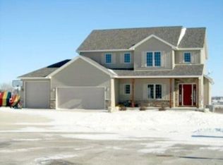 6104 39th Ave NW, Rochester, MN 55901