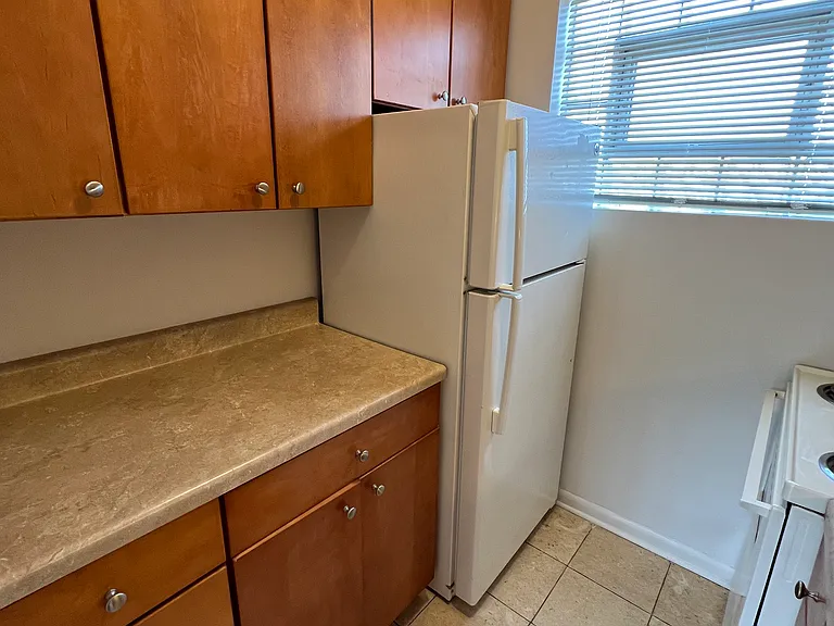 6010 N Winthrop Ave #307 — Photo 8