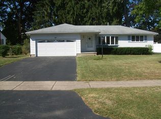 85 Everclay Dr, Rochester, NY 14616