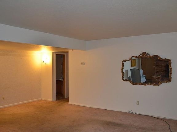 5th image of 7020 Carriage Hill Dr APT 104