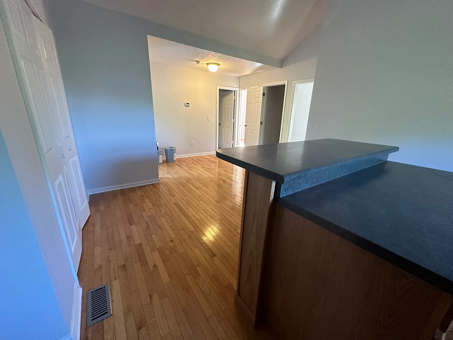 4 bed, 2267 sqft, $2,475 — Photo 4