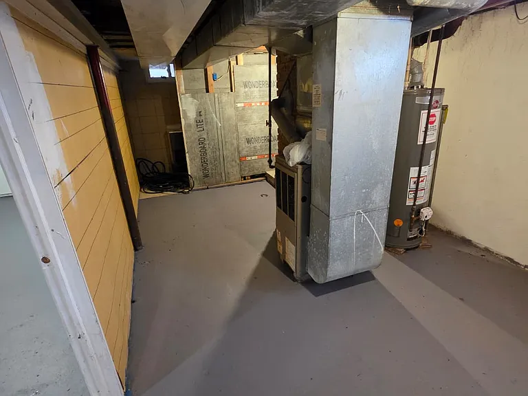 6409 Archdale St — Photo 3