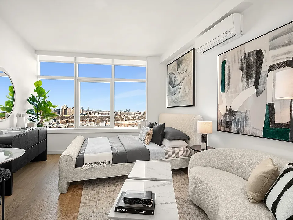 123 Linden Blvd #A18Z