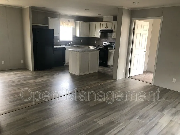 2700 Brookpark Rd #116 — Photo 7
