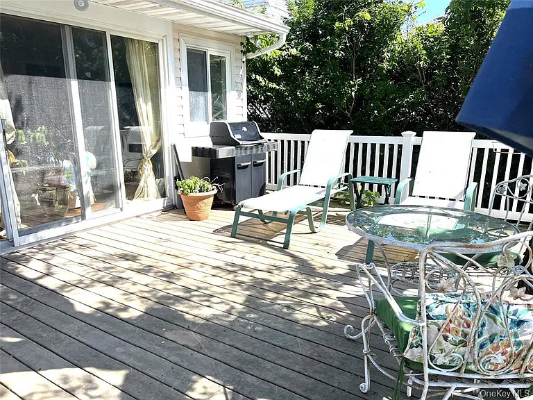 129 Flamingo St — Photo 12