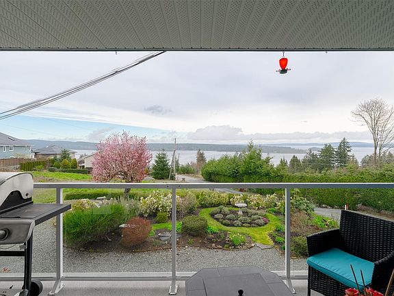 3rd image of 606 Farrell Rd #11