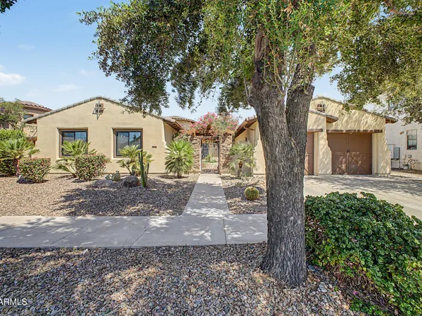 816 W Sycamore Court, Litchfield Park, AZ 85340