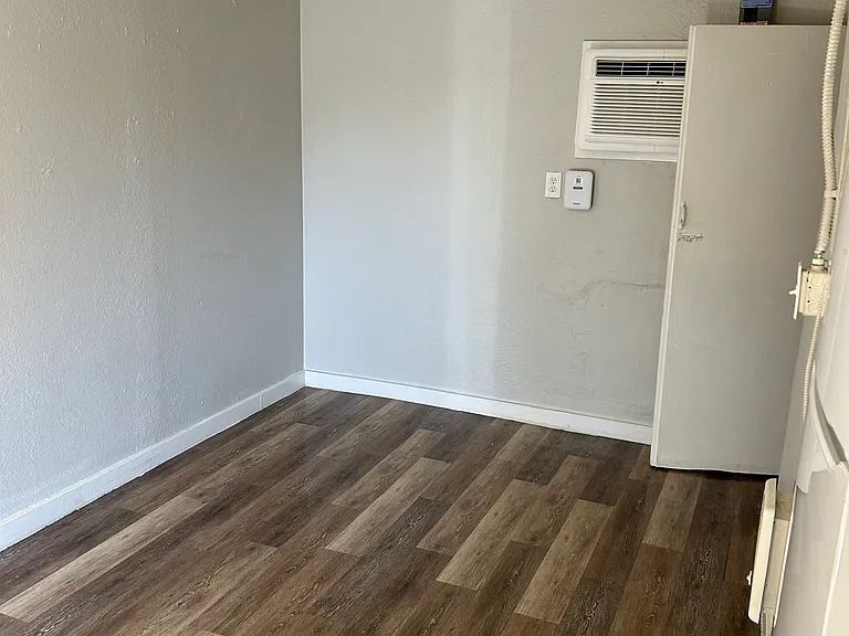 636 S Quitman St #5 — Photo 2