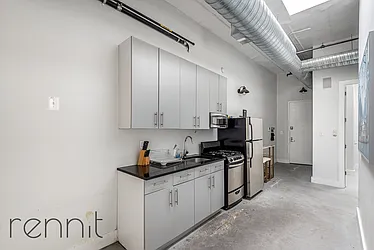 Rented by Rennit Inc.