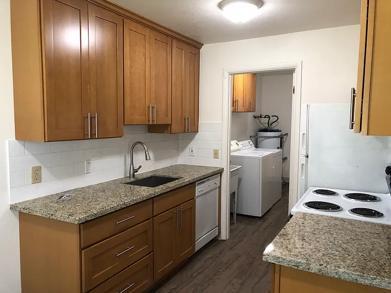 8858 Midvale Ave N #8858 — Photo 7