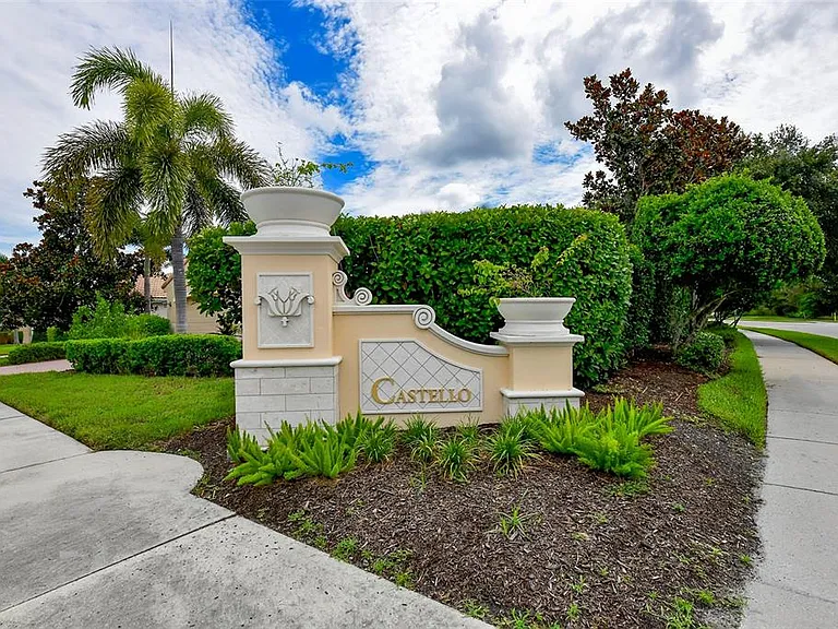 121 Savona Way — Photo 42