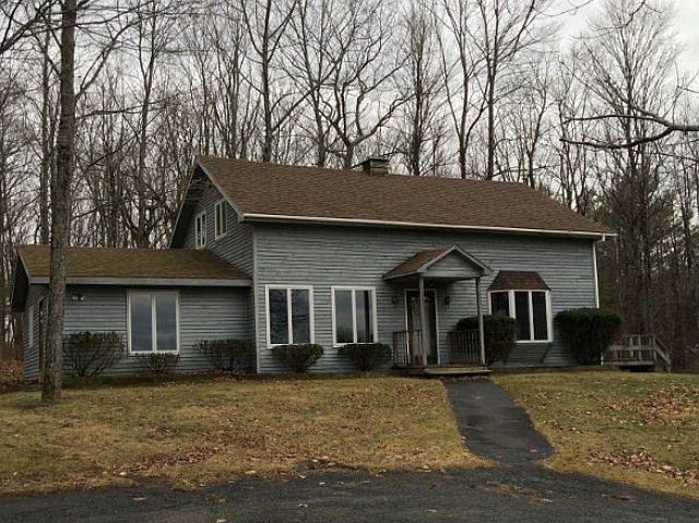 1st image of 3439 Essex Rd