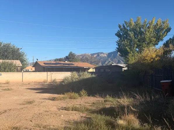 548 Avenida Encantada, Bernalillo, NM 87004