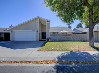 2700 Mill Oak Dr, Modesto, CA 95355