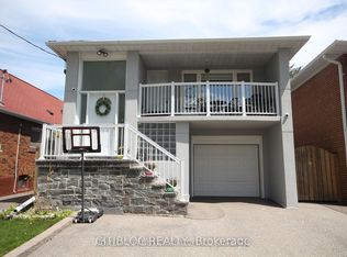 23 Bowsprit Ave, Toronto, ON M9P 2Y4