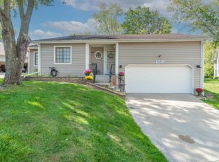 2852 Saddle Barn West Dr, Indianapolis, IN 46214