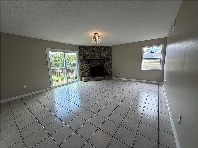 532 Oakwood Dr — Photo 21