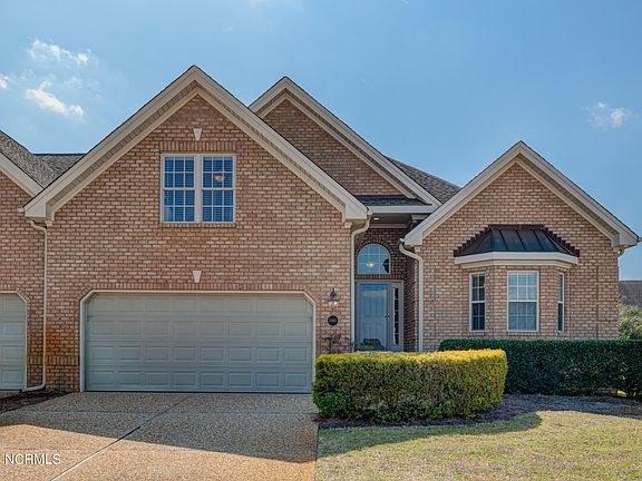 3rd image of 3060 Annsdale Drive S
