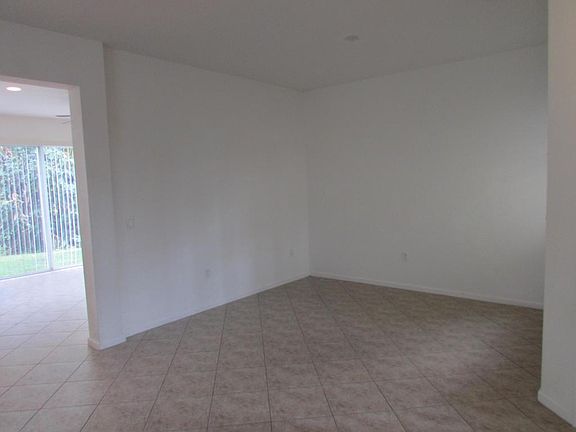 5th image of 7816 Parsons Pine Dr