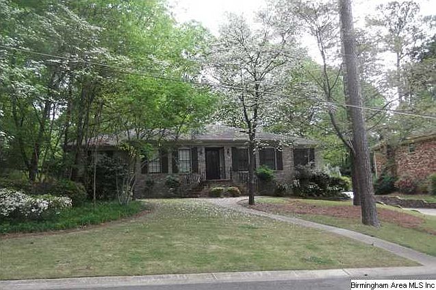 1st image of 521 Creekwood Pl
