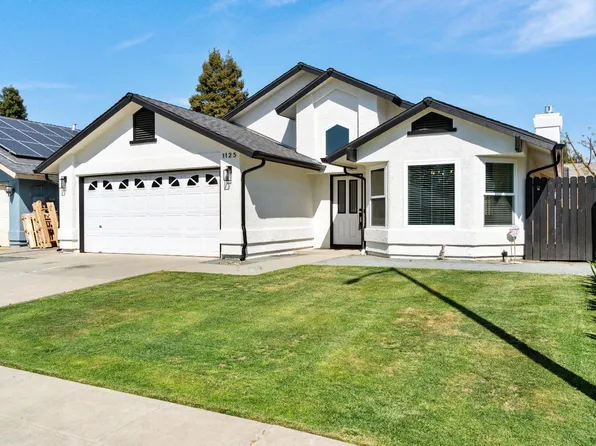 1125 N Purdue Ave, Clovis, CA 93611