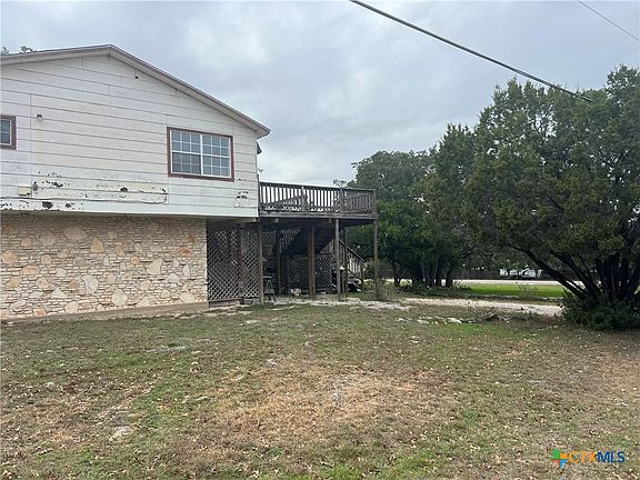 4th image of 265 Susie Dr